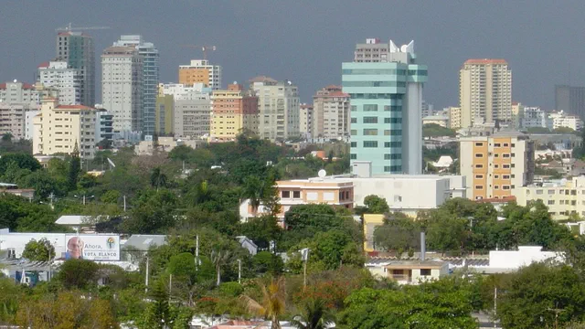 Vista panorámica de edificios en Santo Domingo.