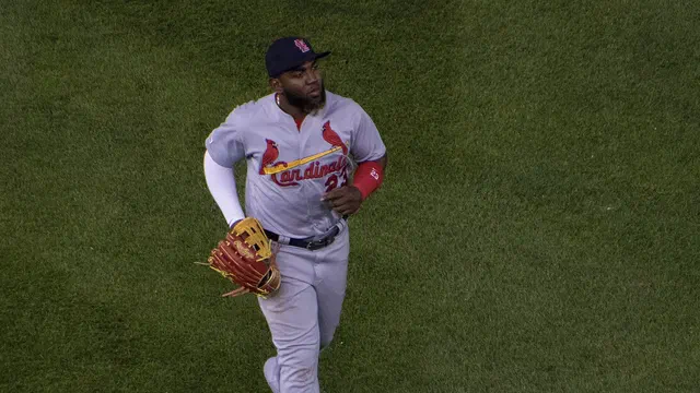 Marcell Ozuna, en una imagen de archivo de 2019 con el uniforme de los Cardenales de San Luis.