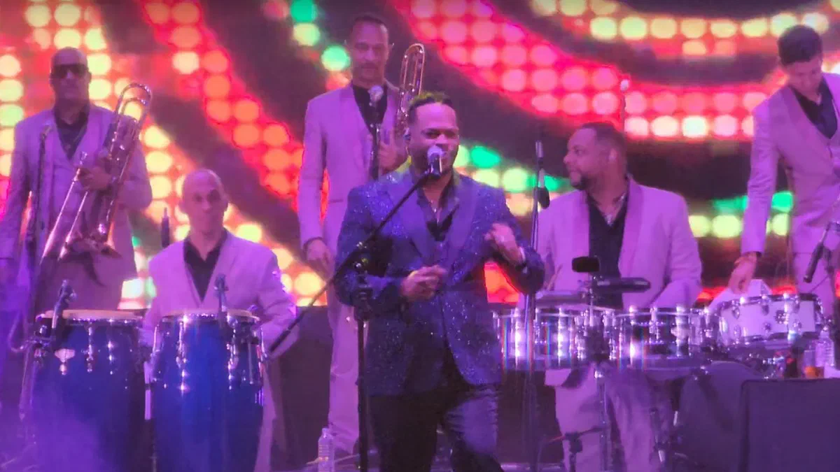 Yiyo Sarante durante una presentación en el Festival de la Salsa en Ciudad de México, en 2024.